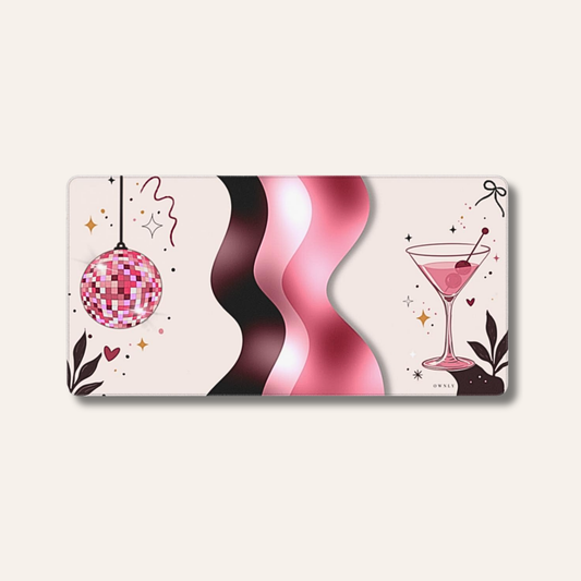Cherry After Dark - Skrivebordsunderlag